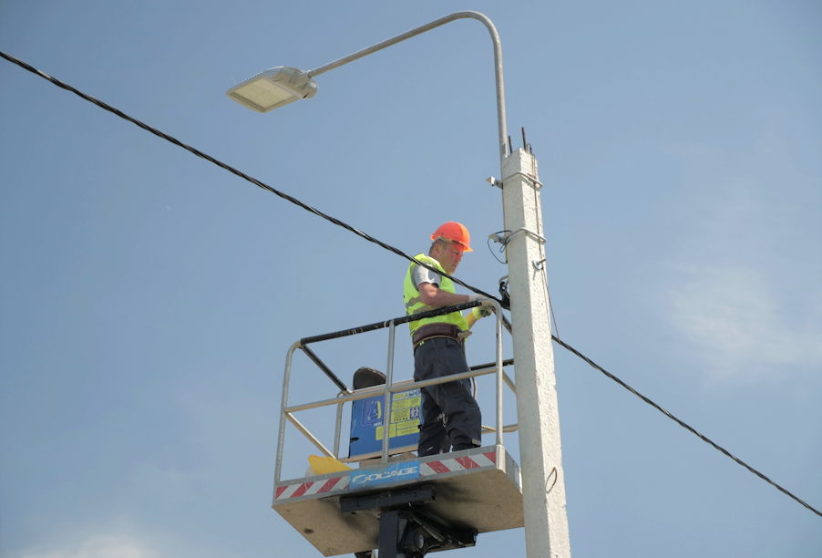В Рязанской области в 2023 году обустроят 59 км линий освещения на дорогах