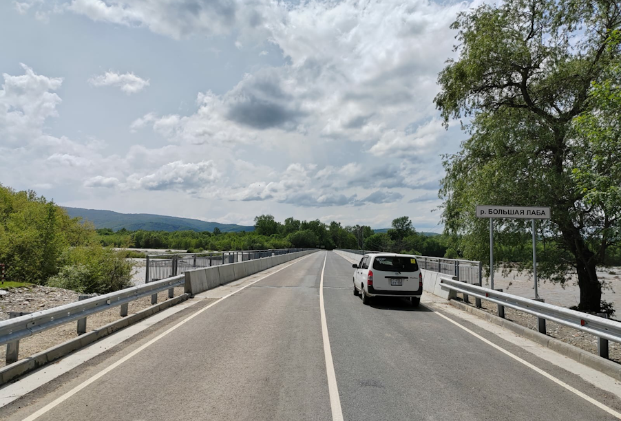 Краснодарский край: в Лабинском районе завершены работы на мостовом переходе через Большую Лабу